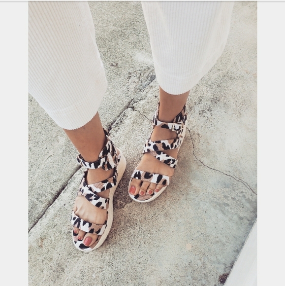 🚨END OF SUMMER SALE//wedge Espadrille - Picture 2 of 4